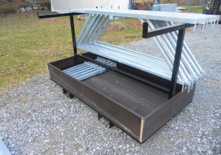 Podium modulable à hauteur fixe Batoua (module 2x2m) 2